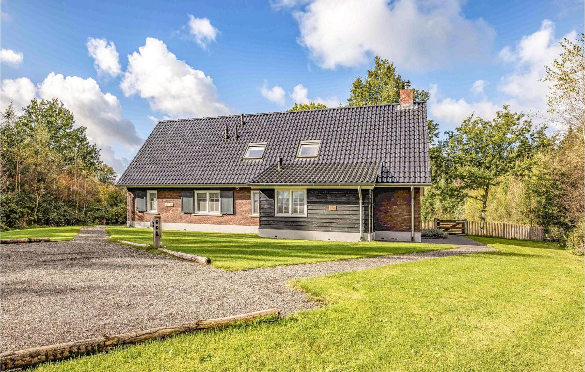 Amazing Home In Rijssen With Wifi エクステリア 写真
