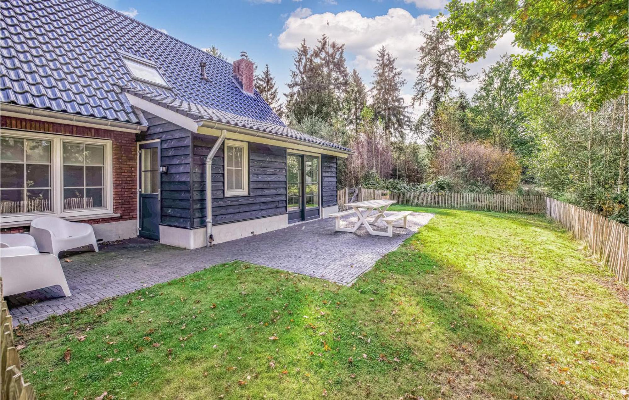 Amazing Home In Rijssen With Wifi エクステリア 写真